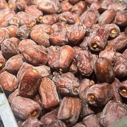 iranian kolute  dates premium / bulk sale